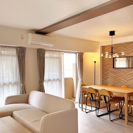 Ferienwohnung Dio Higashi Shinsaibashi Ōsaka Exterior foto