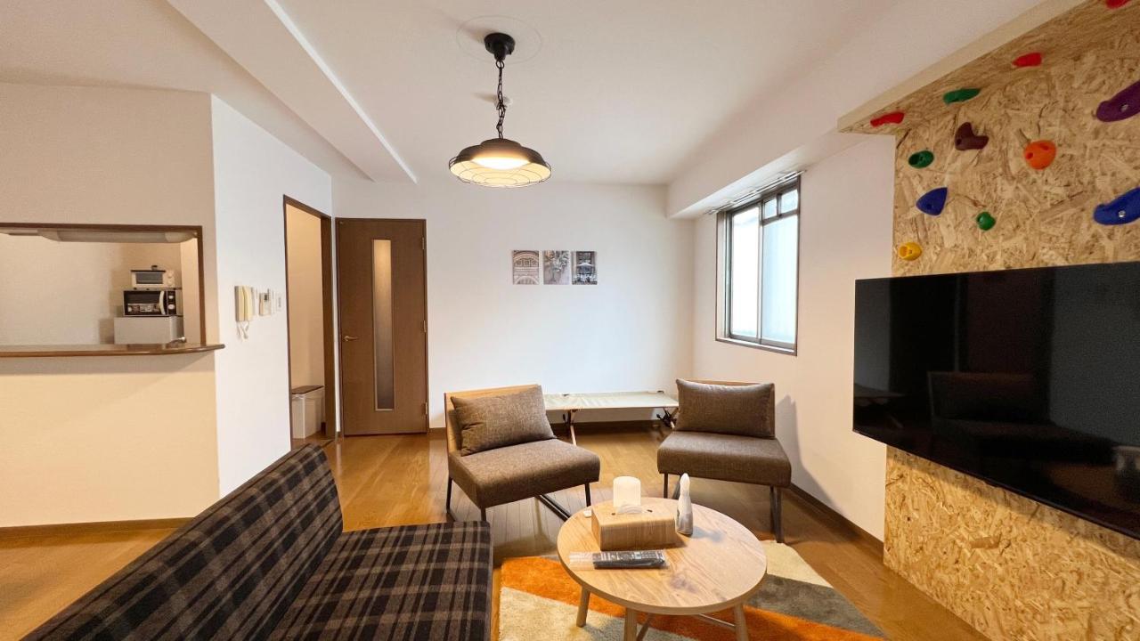 Ferienwohnung Dio Higashi Shinsaibashi Ōsaka Exterior foto