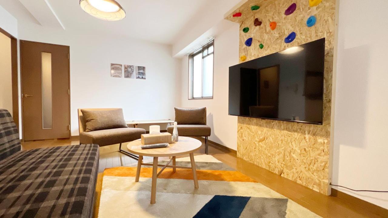 Ferienwohnung Dio Higashi Shinsaibashi Ōsaka Exterior foto