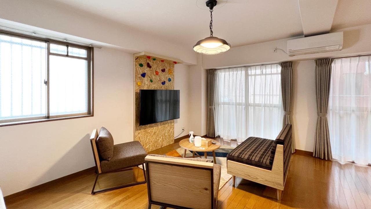 Ferienwohnung Dio Higashi Shinsaibashi Ōsaka Exterior foto