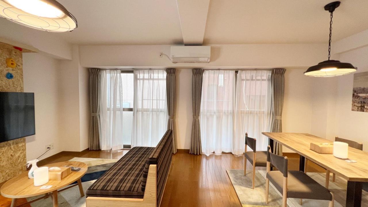 Ferienwohnung Dio Higashi Shinsaibashi Ōsaka Exterior foto