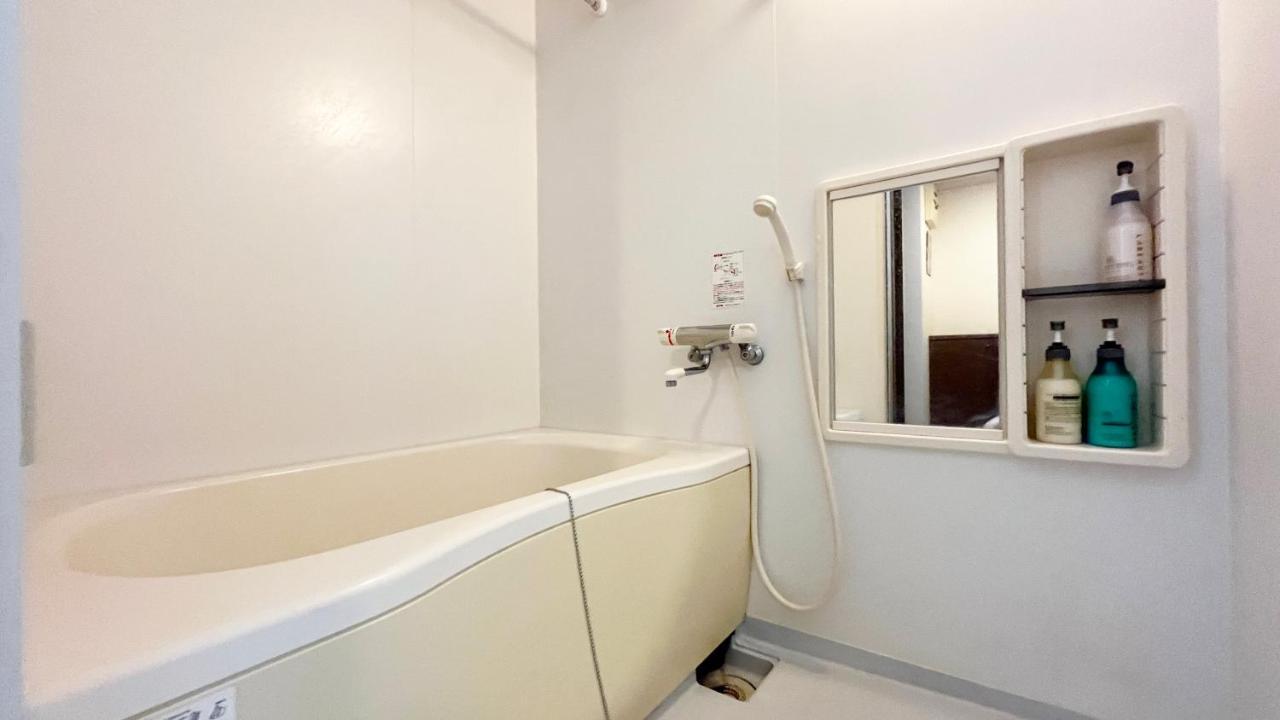 Ferienwohnung Dio Higashi Shinsaibashi Ōsaka Exterior foto