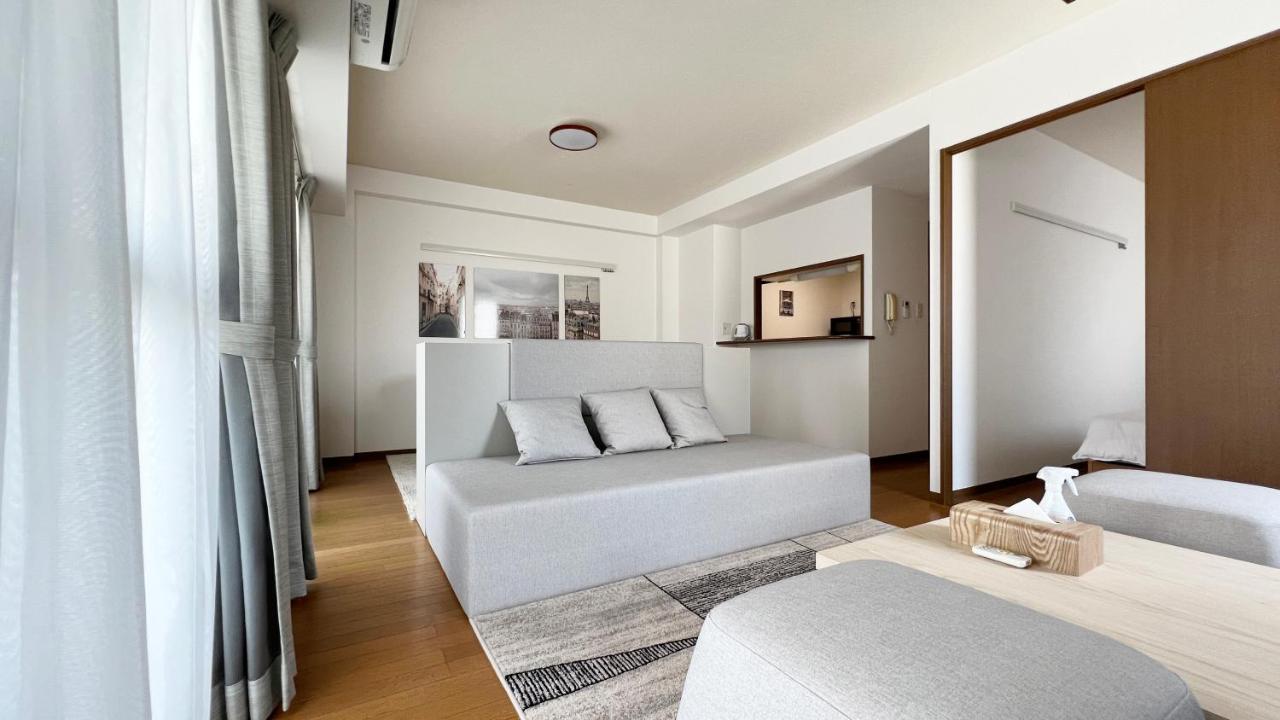 Ferienwohnung Dio Higashi Shinsaibashi Ōsaka Exterior foto