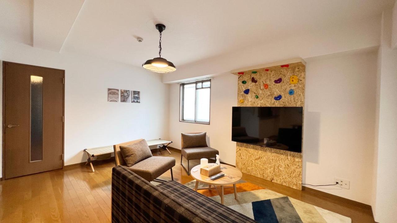 Ferienwohnung Dio Higashi Shinsaibashi Ōsaka Exterior foto