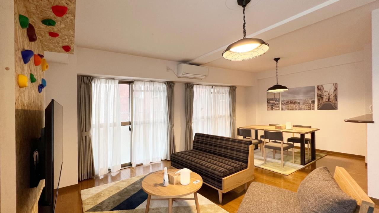 Ferienwohnung Dio Higashi Shinsaibashi Ōsaka Exterior foto