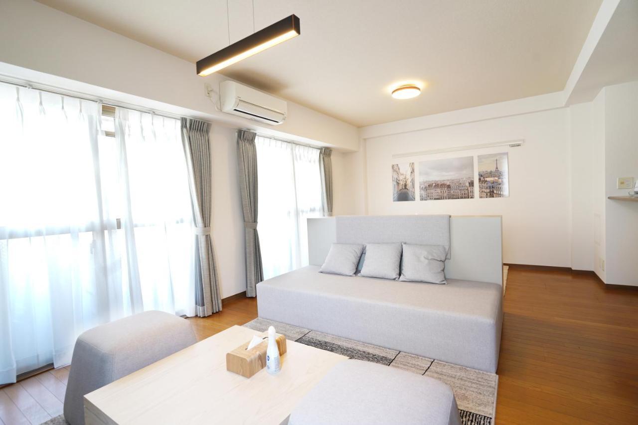 Ferienwohnung Dio Higashi Shinsaibashi Ōsaka Exterior foto